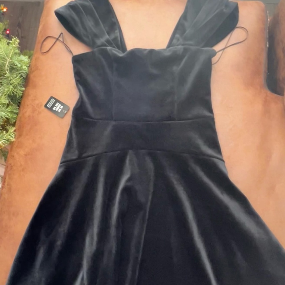 Elegant Black Dress